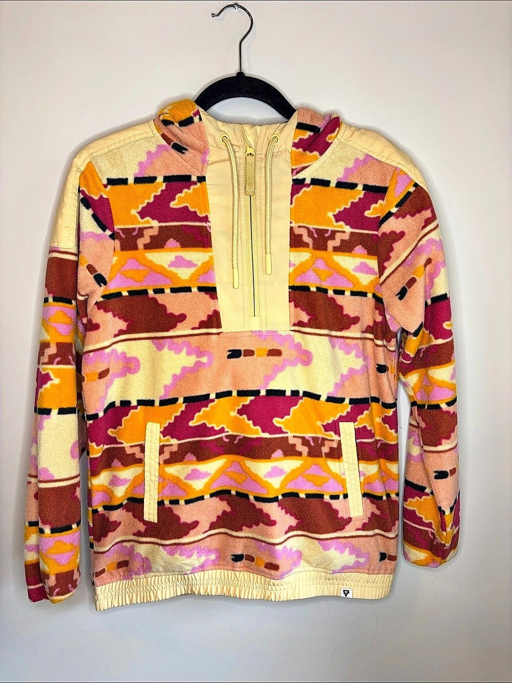 LIV Outdoor Women's Abstract Print Pullover Pink & Yellow XS